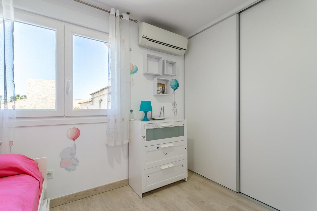 Bonita Casa En Urbanizacion Privada Muy Cerca Del Mar Y De Alicante 그란 알라칸트 외부 사진