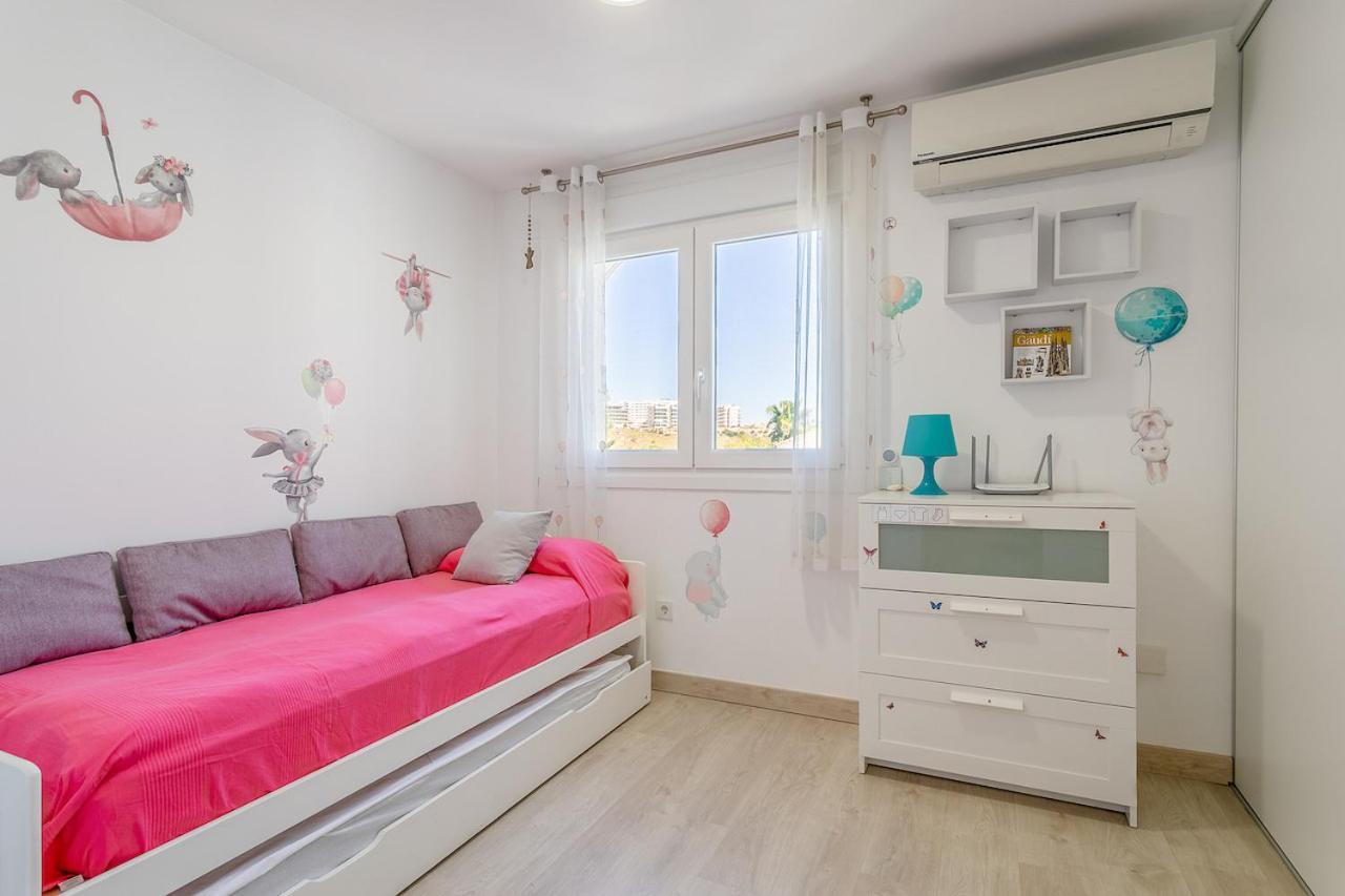 Bonita Casa En Urbanizacion Privada Muy Cerca Del Mar Y De Alicante 그란 알라칸트 외부 사진